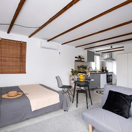 Appartement Sofia Studio With Garden Kavala