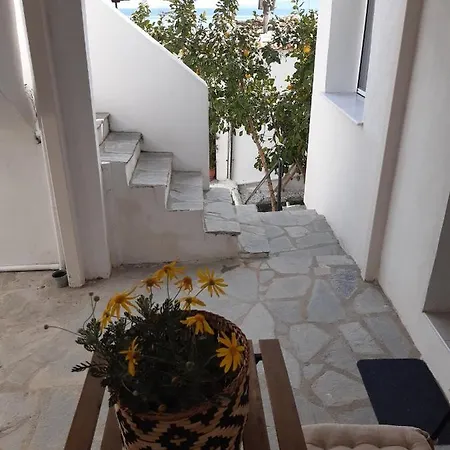 Apartment Sofia Studio With Garden Kavala