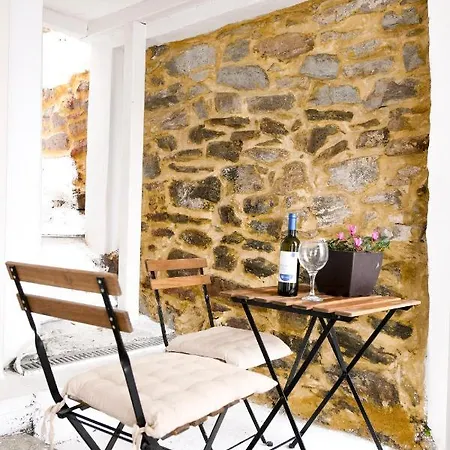 Apartment Sofia Studio With Garden